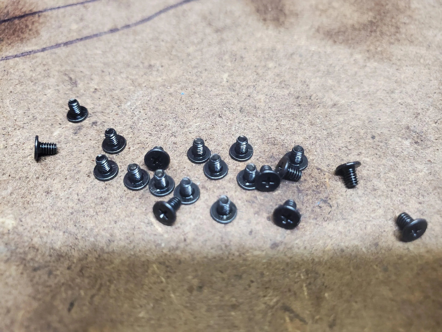 High clearance motor screws - Mofo Rc