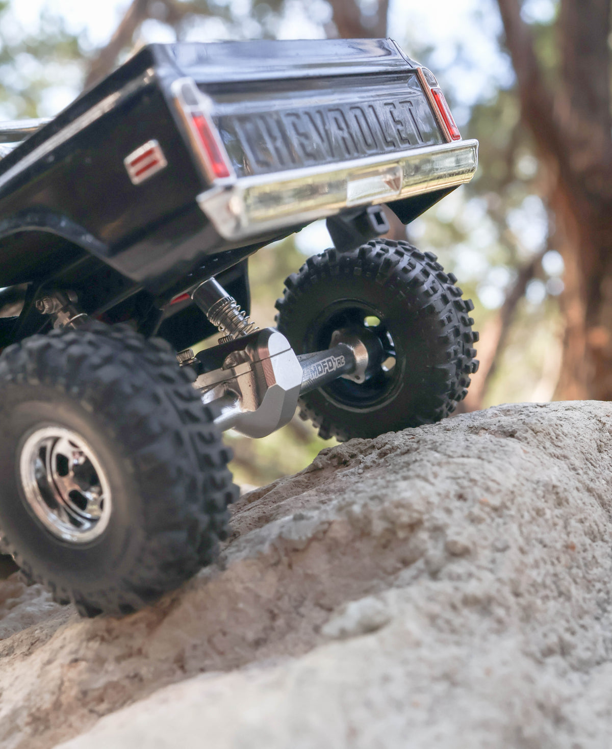 Mofo RC | X8 Aluminum +4mm Axles (For Axial® SCX30™) (Available 9/25)