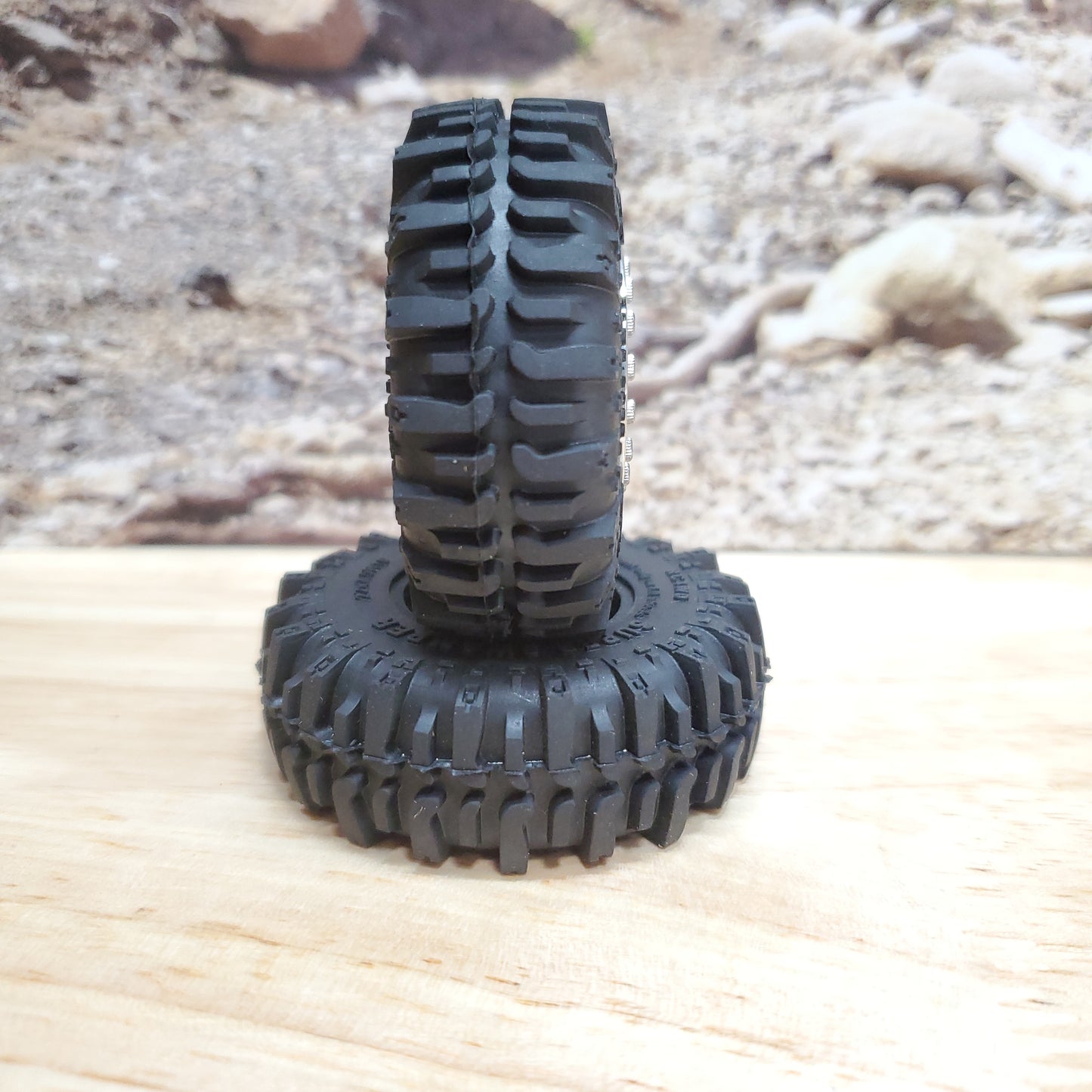 Rc4wd Bigger Bogger 1.0" tires