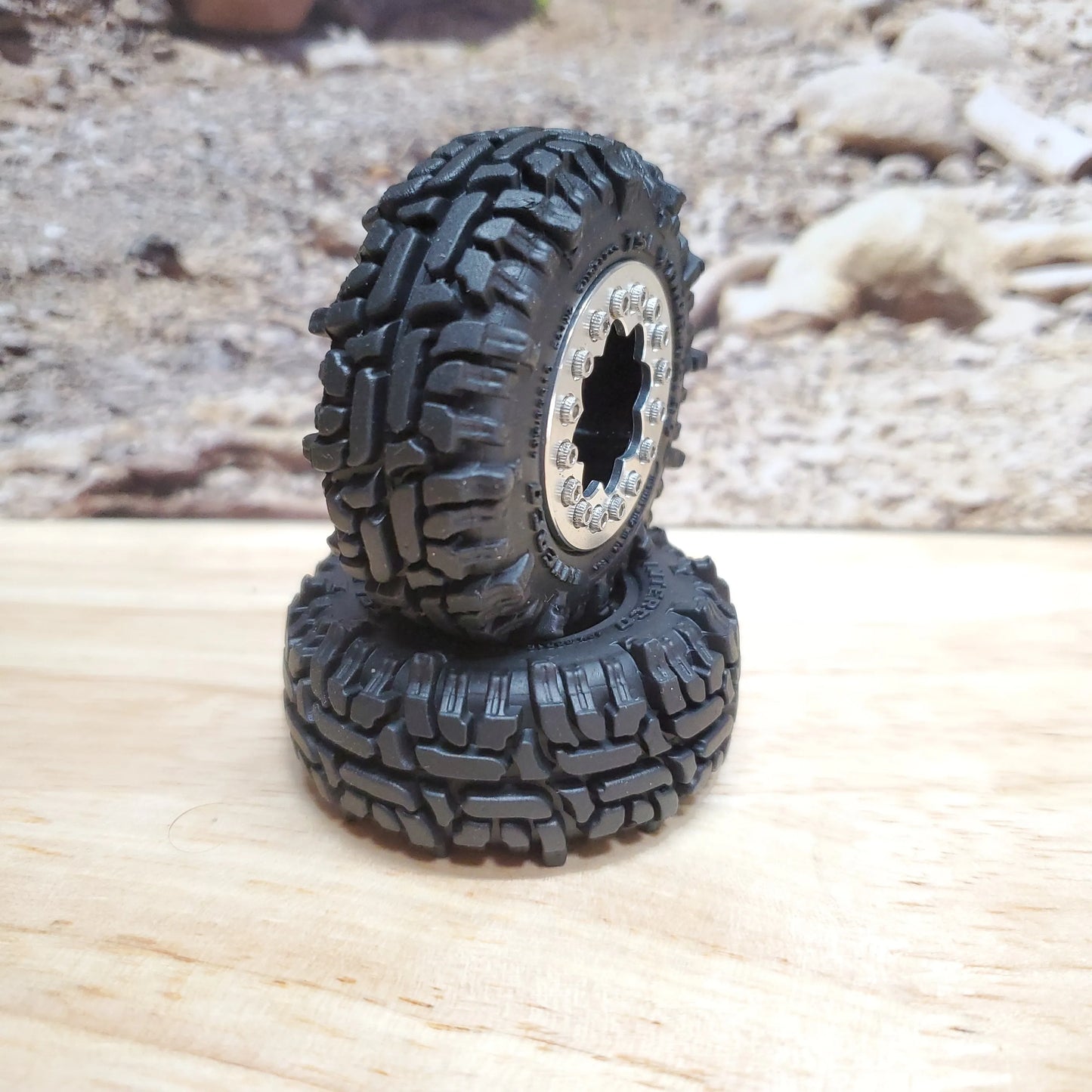 Rc4wd Thornbird Swamper 1.0" tires