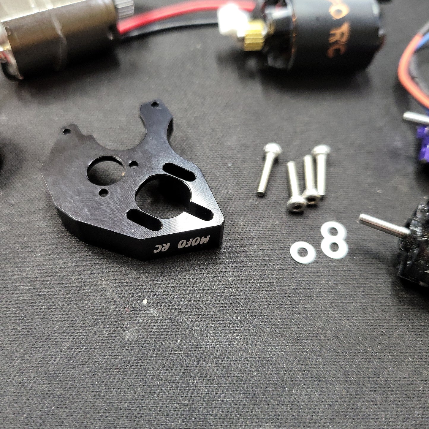 12mm Brushed / Brushless Forward Facing Aluminum Motor Mount for scx24, Ax24 Axial 1/24 crawler