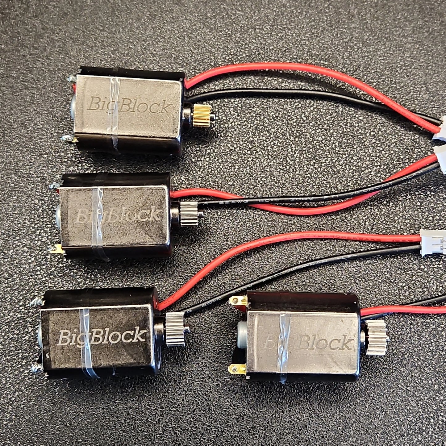 Big Block and BigBlockX Motors and Forward Facing Mount for Scx24 - Mofo Rc