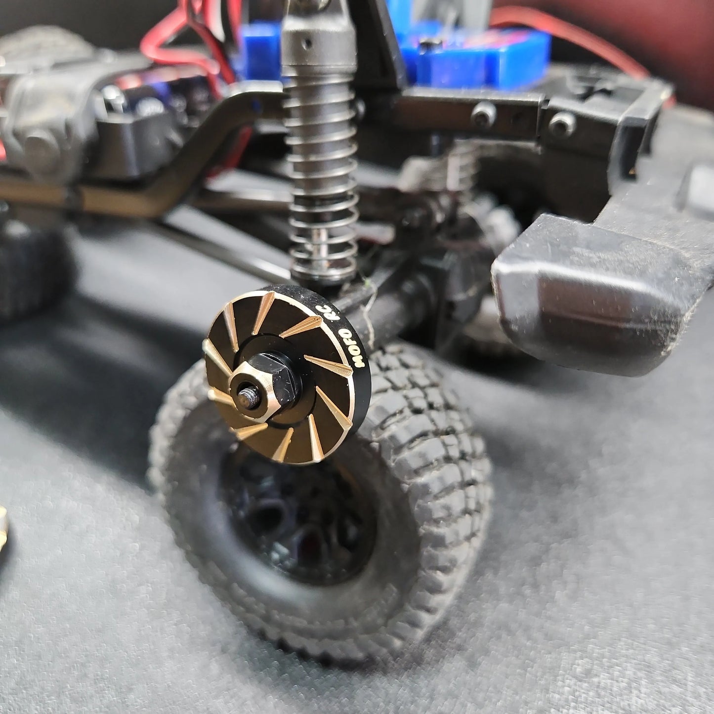 thumbnail image 2 of 1/18 TRX4M Brass Wheel Hub Adapters - Gold Hex Upgrades For Bronco & Defender RC Crawlers 2 of 14