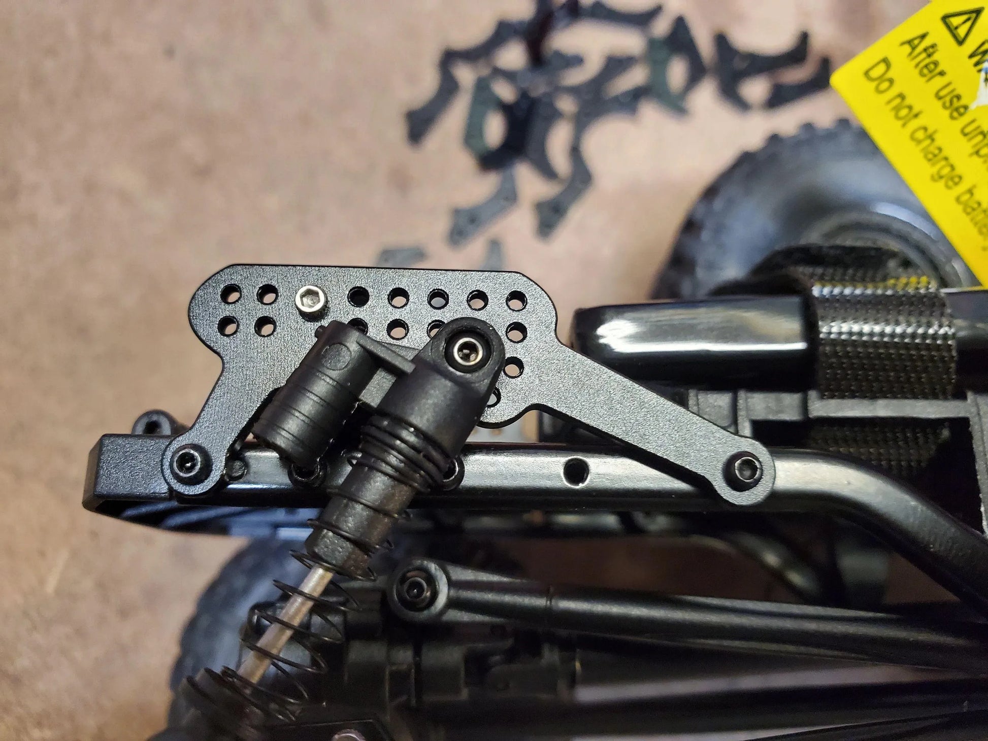 Aluminum Suspension Threaded Shock plates - Mofo Rc