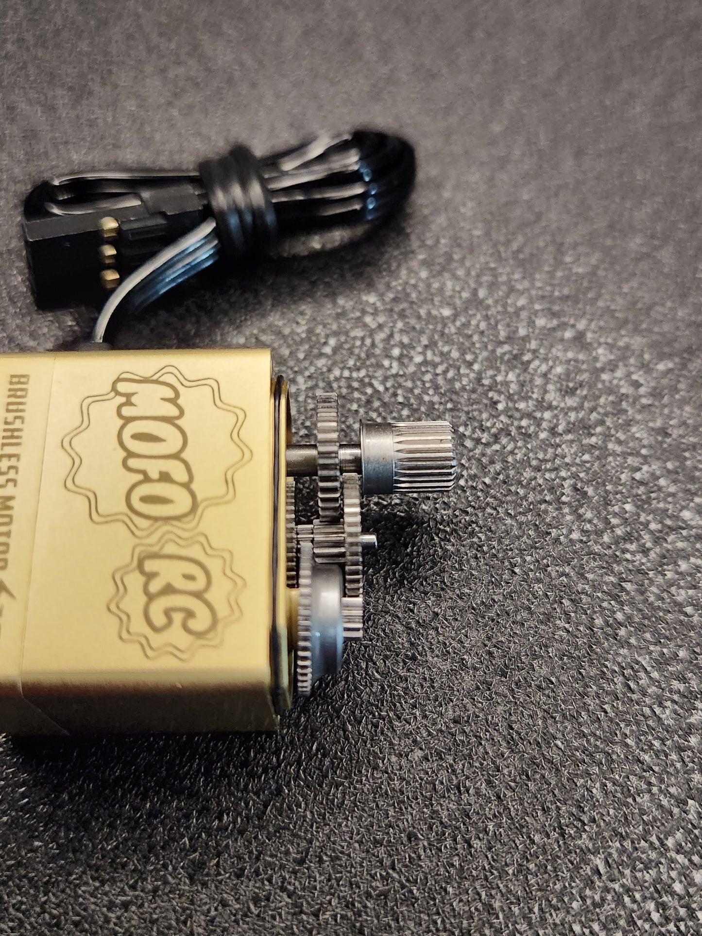 Brass ServoBeast Brushless steering Servo W/ Free aluminum Servo mount and horn !!! For axial scx24